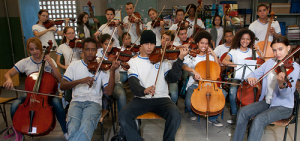 貧困からアートは生まれ出る